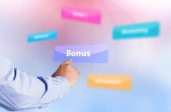 What is a cash bonus?
