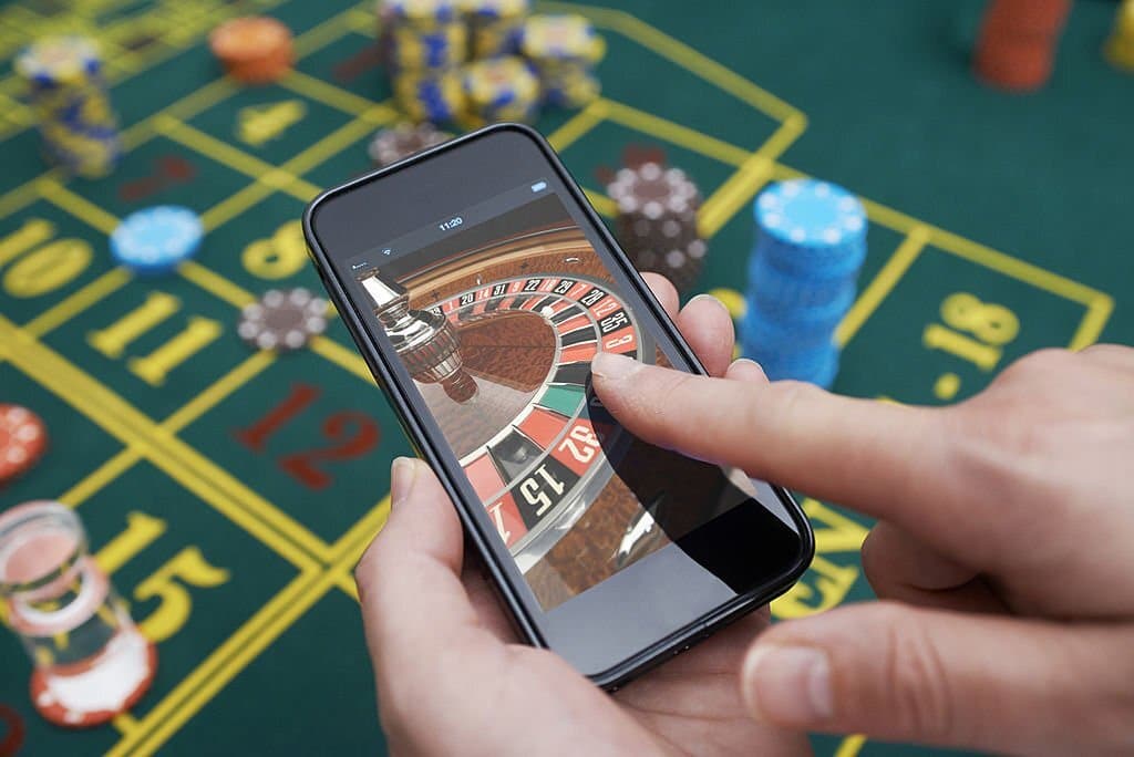 Roulette game being played on smartphone